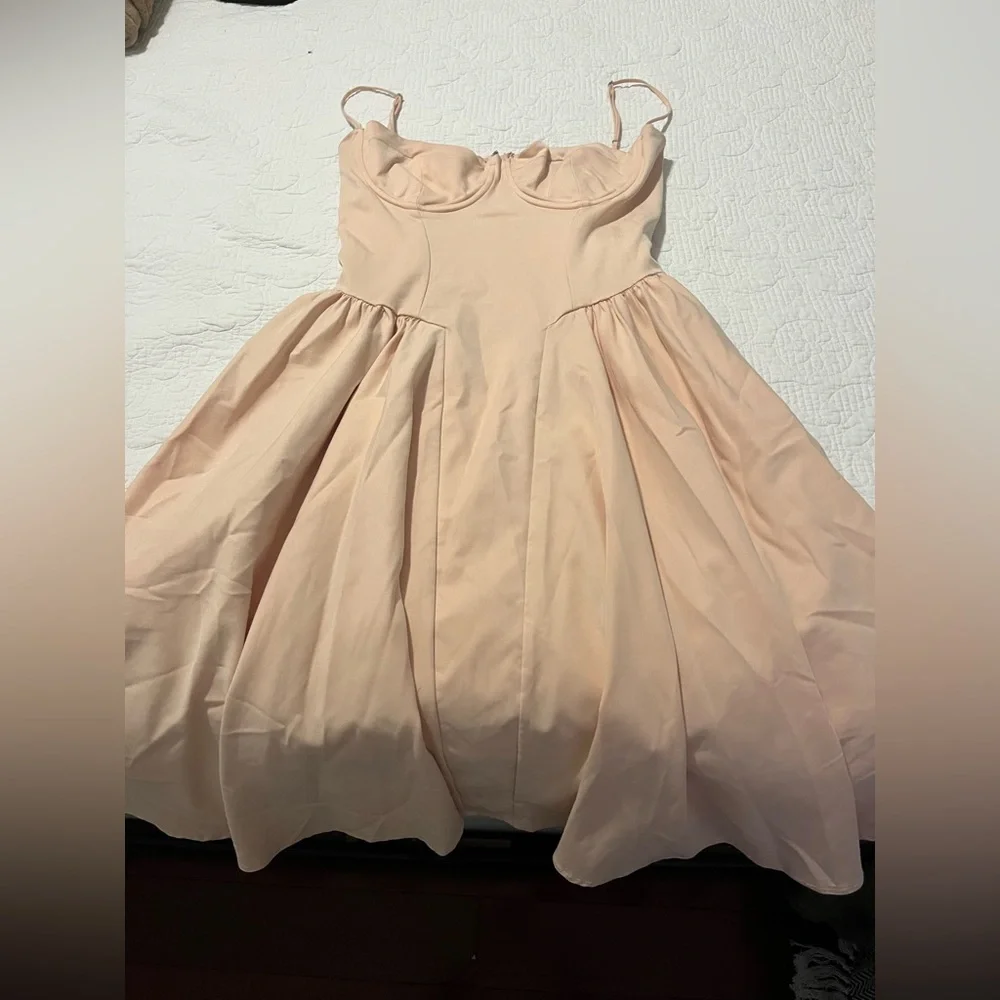 House of CB Soft Pink Midi Dress (SOLD ON DEPOP) - Picture 6 of 7